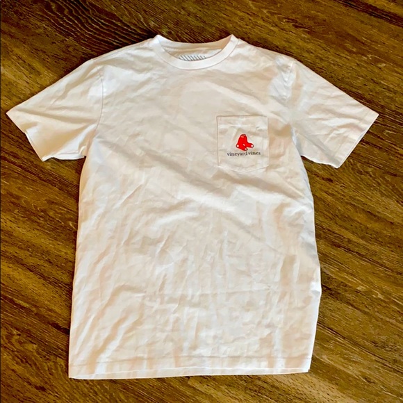 Vineyard Vines t-shirt - Picture 1 of 2